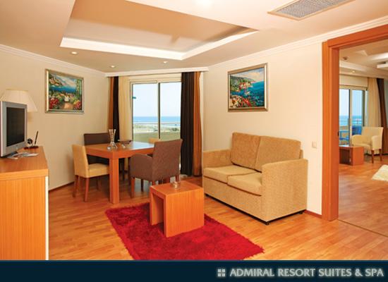 CRYSTAL ADMiRAL RESORT SUITES & SPA