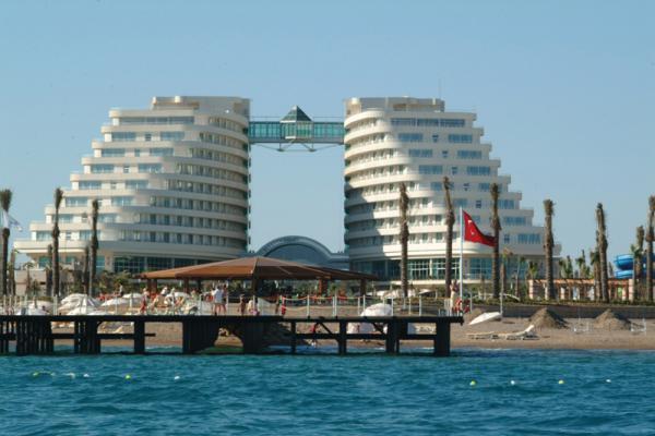 MiRACLE RESORT HOTEL