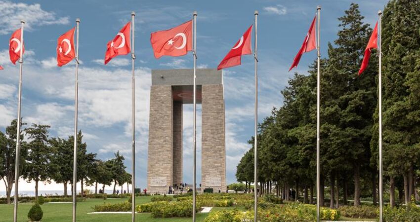 Aydın Çıkışlı Çanakkale Şehitlik Assos Behramkale Turu